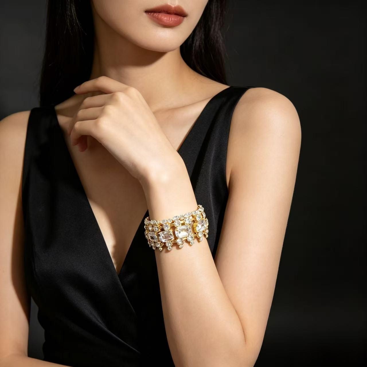 Women'S Accessories Accessorize - Modaya uygun mizaç, abartılı trend, bileklik,