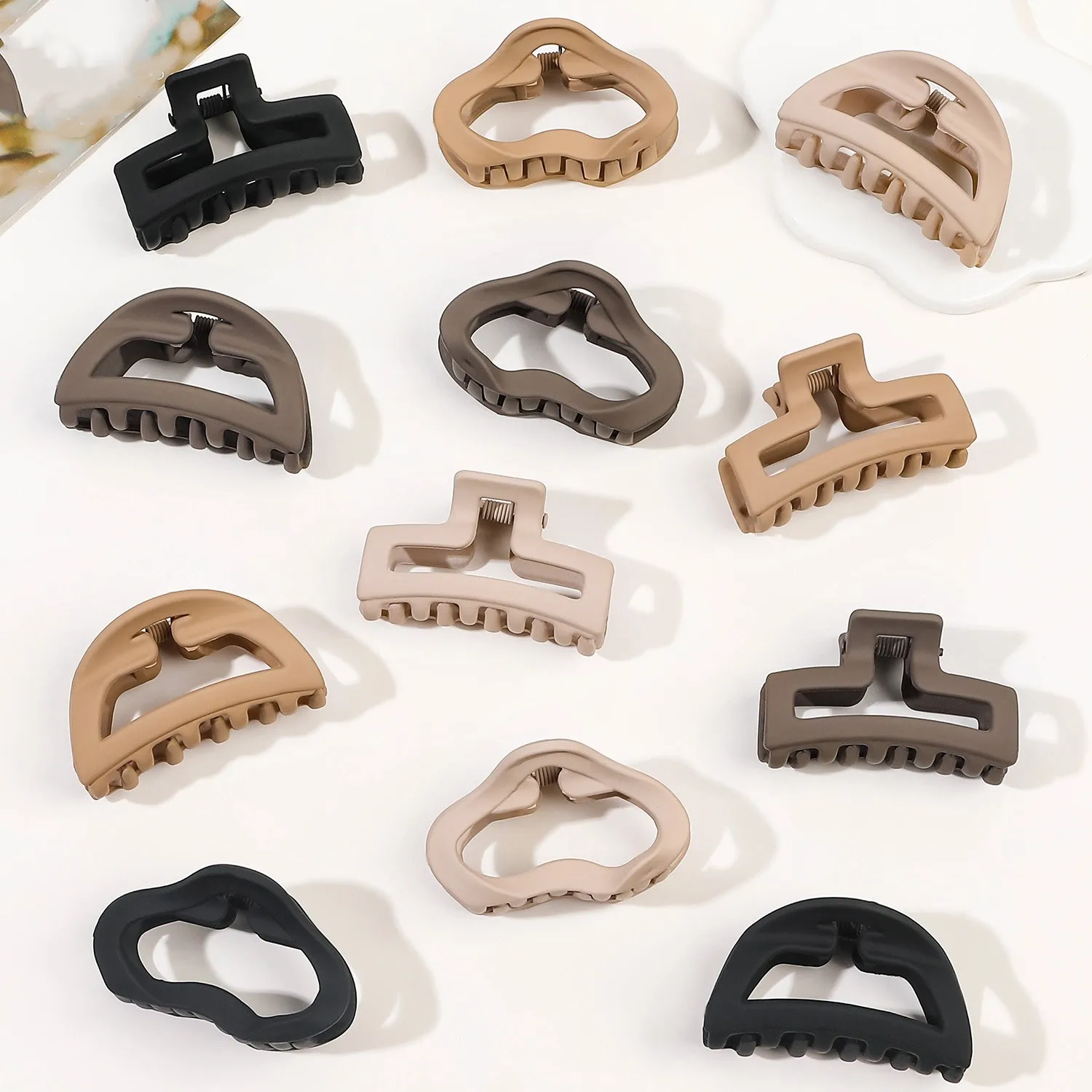 Women Accessories In Wholesale - 2024 Yeni Moda Küçük Buzlu Geometri